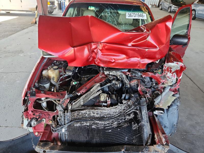 56731946 :رقم المزاد ، 1FMYU93195DA04835 vin ، 2005 Ford Escape مزاد بيع