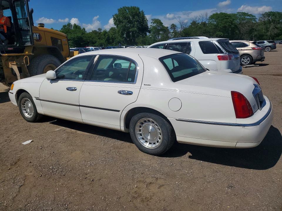 Aukcja sprzedaży 1998 Lincoln Town Car, vin: 1LNFM81W5WY663487, numer aukcji: 56250846