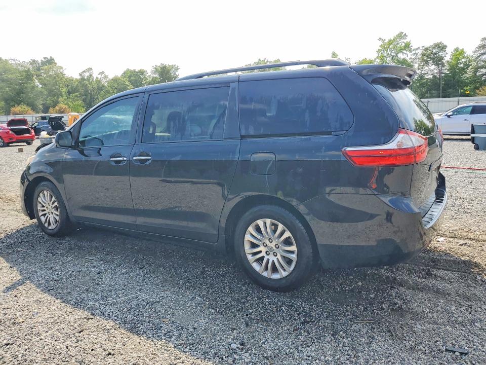 59242116 :رقم المزاد ، 5TDYK3DCXFS668526 vin ، 2015 Toyota Sienna مزاد بيع