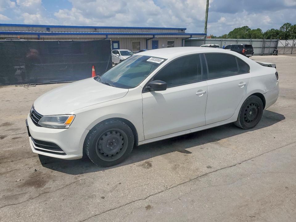 58830066 :رقم المزاد ، 3VW267AJ5GM337730 vin ، 2016 Volkswagen Jetta مزاد بيع