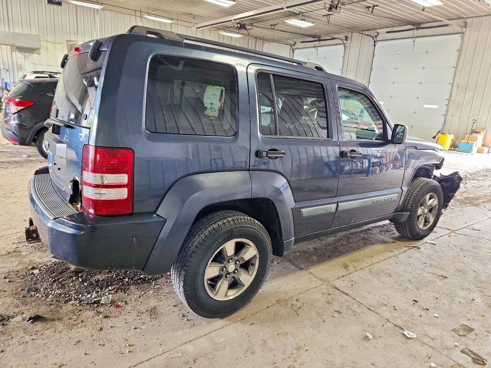 2008 Jeep Liberty მანქანა იყიდება აუქციონზე, vin: 1J8GN28K98W226959, აუქციონის ნომერი: 58792176