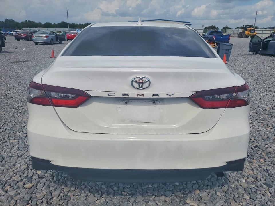 Продаж на аукціоні авто 2022 Toyota Camry, vin: 4T1C11AK0NU637756, номер лоту: 58181826