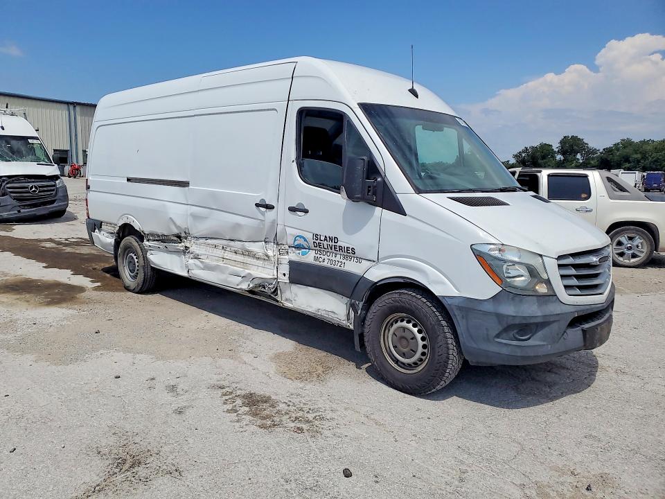 2017 Freightliner Sprinter მანქანა იყიდება აუქციონზე, vin: WDYPE8CD5HP520568, აუქციონის ნომერი: 56792426