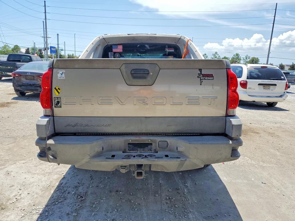 2002 Chevrolet Avalanche მანქანა იყიდება აუქციონზე, vin: 3GNEC13T52G244709, აუქციონის ნომერი: 58101986