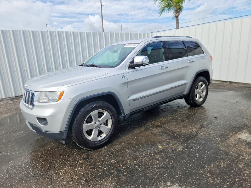 2013 Jeep Grand Cherokee მანქანა იყიდება აუქციონზე, vin: 1C4RJFBG8DC633318, აუქციონის ნომერი: 55006076