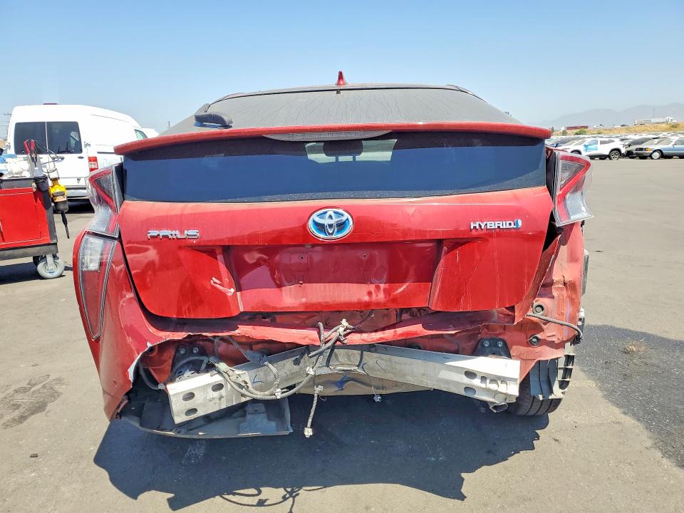 Продажа на аукционе авто 2017 Toyota Prius, vin: JTDKBRFUXH3562290, номер лота: 57208476