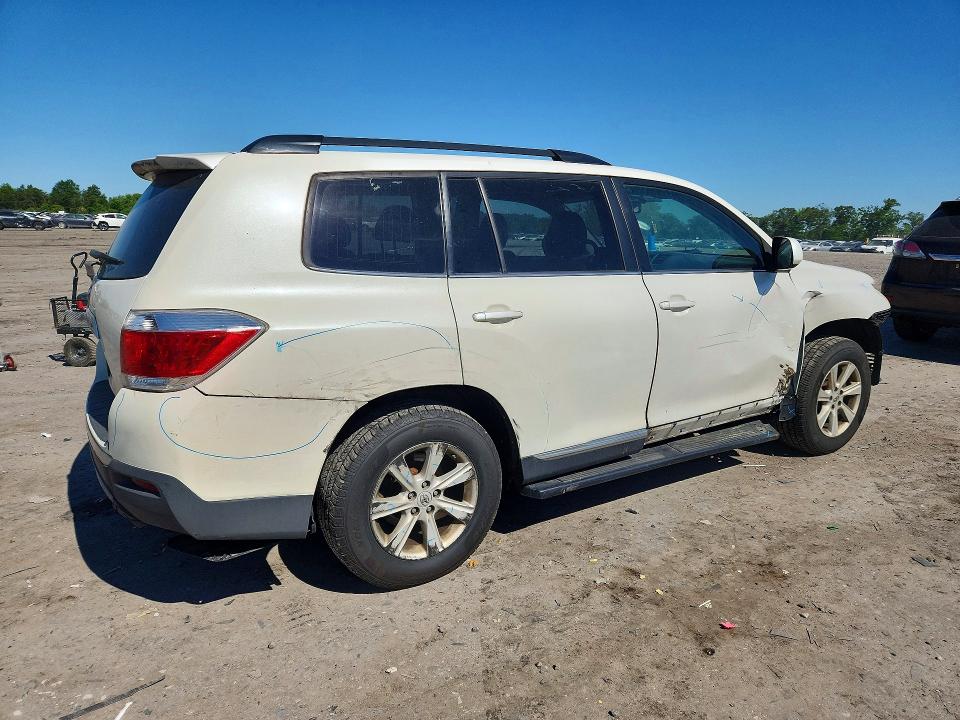 55202186 :رقم المزاد ، 5TDBK3EH5DS238741 vin ، 2013 Toyota Highlander مزاد بيع