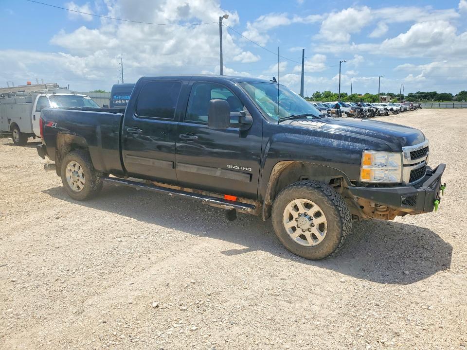 57030646 :رقم المزاد ، 1GC4K1C81DF173743 vin ، 2013 Chevrolet Silverado مزاد بيع