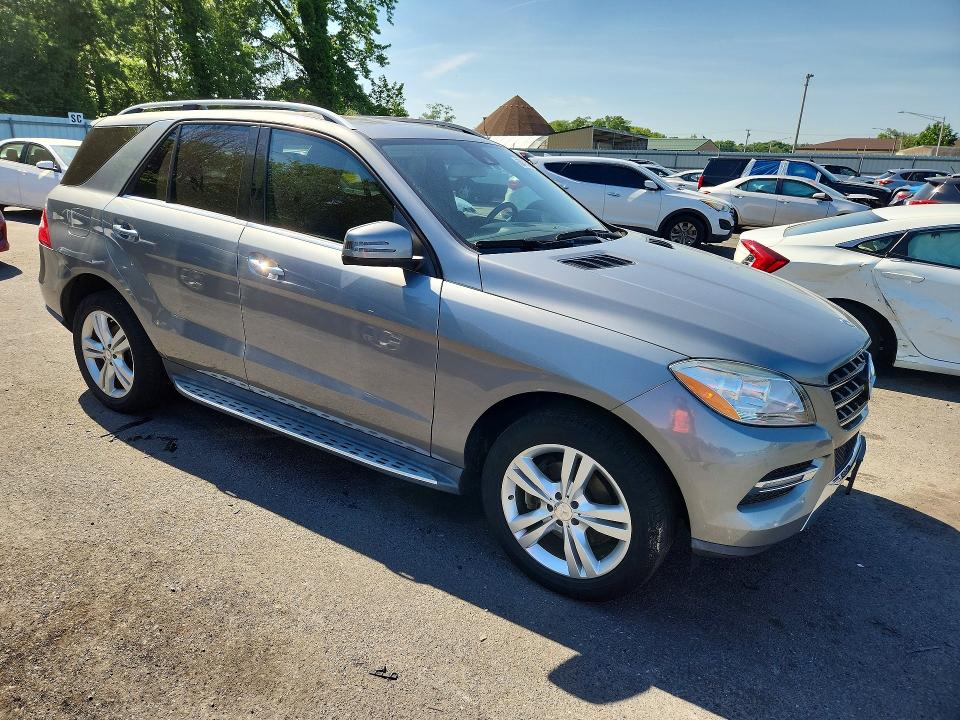 Auction sale of the 2015 Mercedes-benz Ml, vin: 4JGDA5HB8FA441200, lot number: 56478426