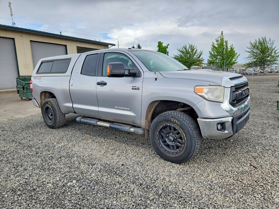 55639666 :رقم المزاد ، 5TFUW5F14FX487149 vin ، 2015 Toyota Tundra مزاد بيع