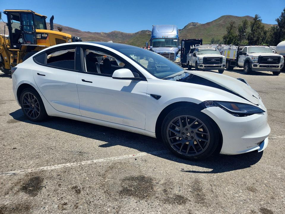 Продажа на аукционе авто 2025 Tesla Model 3, vin: 5YJ3E1EA9SF025392, номер лота: 56713076