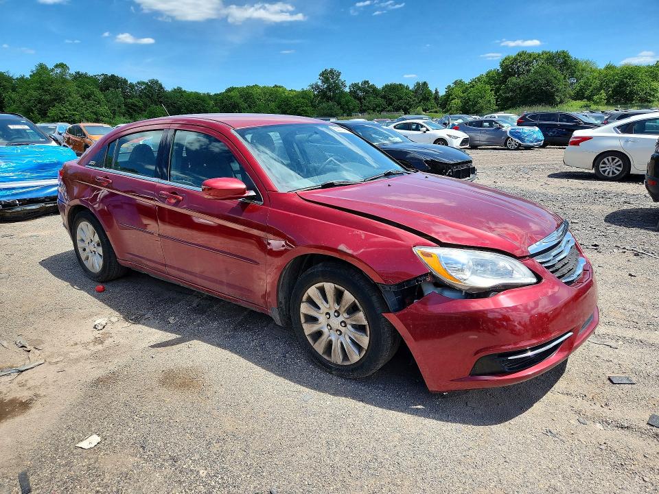 Продаж на аукціоні авто 2014 Chrysler 200, vin: 1C3CCBAB9EN238430, номер лоту: 56311416