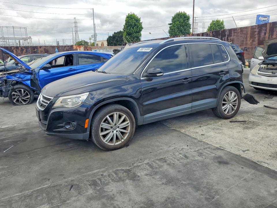 58015496 :رقم المزاد ، WVGBV7AX6BW556274 vin ، 2011 Volkswagen Tiguan مزاد بيع