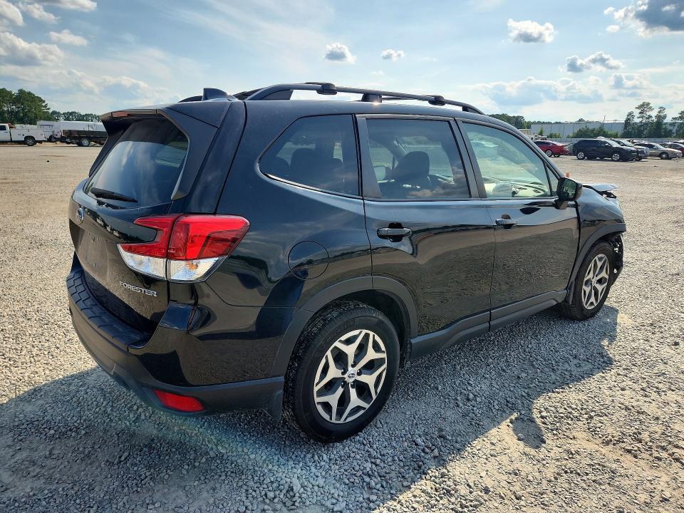 Продаж на аукціоні авто 2021 Subaru Forester, vin: JF2SKAJC8MH508095, номер лоту: 58844286