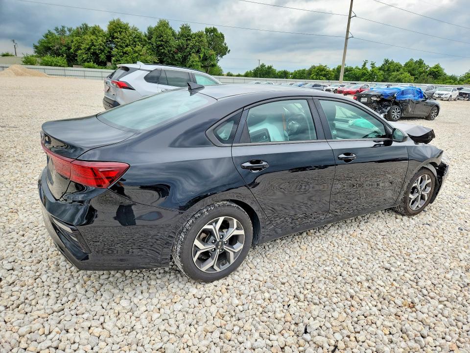 2019 Kia Forte მანქანა იყიდება აუქციონზე, vin: 3KPF24AD6KE084672, აუქციონის ნომერი: 58101056