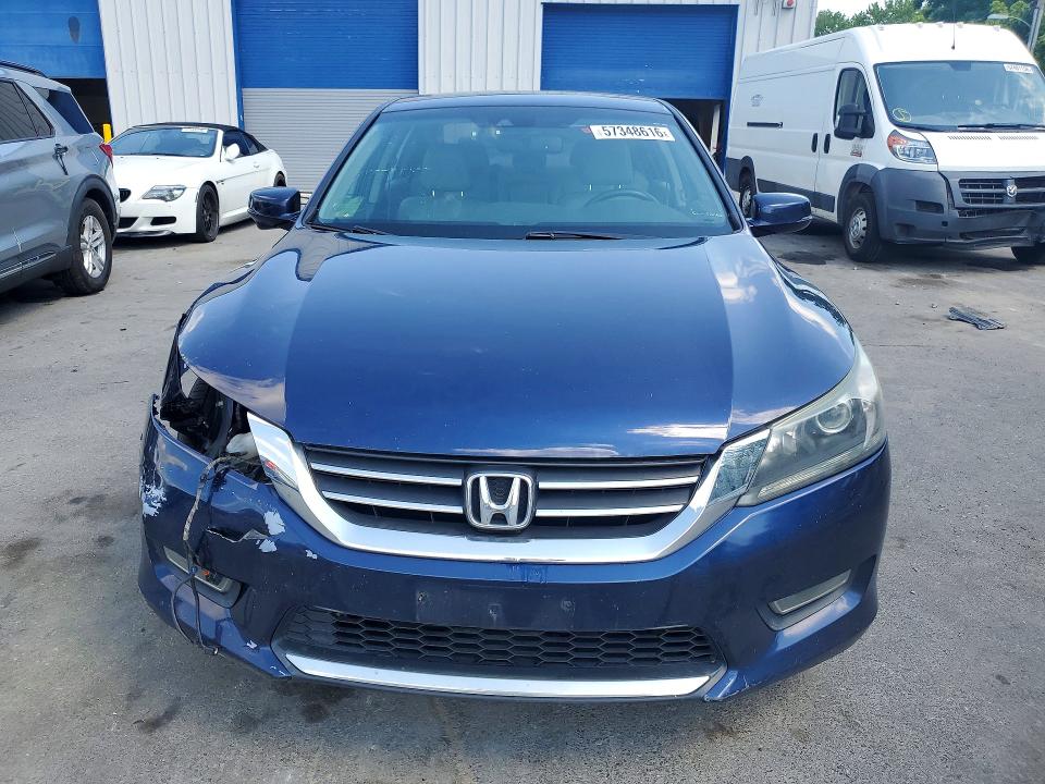 57348616 :رقم المزاد ، 1HGCR2F80DA273808 vin ، 2013 Honda Accord مزاد بيع