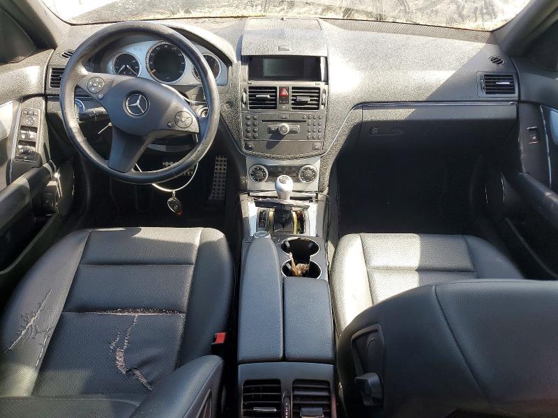 55971576 :رقم المزاد ، WDDGF54X78F047395 vin ، 2008 Mercedes-benz C مزاد بيع