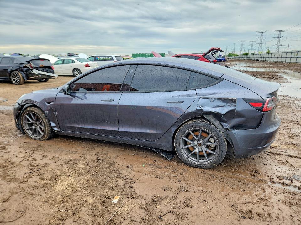 57051306 :رقم المزاد ، 5YJ3E1EA1PF667581 vin ، 2023 Tesla Model 3 مزاد بيع