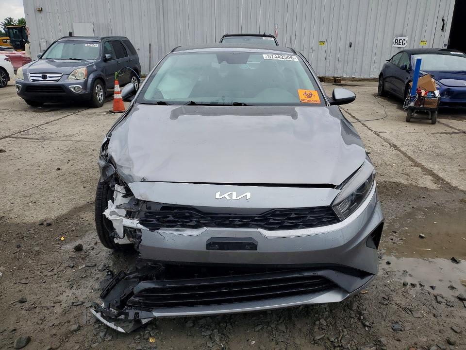 2023 Kia Forte მანქანა იყიდება აუქციონზე, vin: 3KPF24AD1PE525339, აუქციონის ნომერი: 57442506