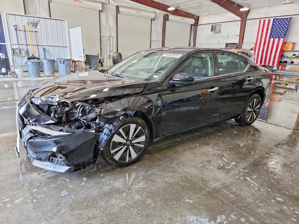 2022 Nissan Altima მანქანა იყიდება აუქციონზე, vin: 1N4BL4DW8NN382459, აუქციონის ნომერი: 56663926