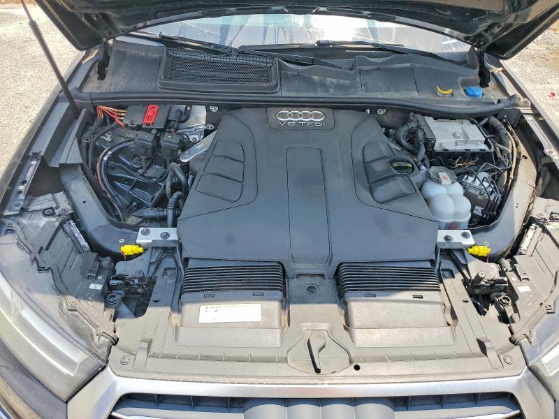 56159676 :رقم المزاد ، WA1VAAF78JD030011 vin ، 2018 Audi Q7 مزاد بيع