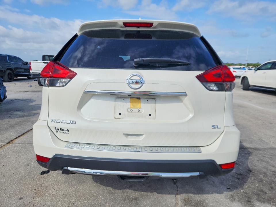 55684156 :رقم المزاد ، JN8AT2MT3JW486947 vin ، 2018 Nissan Rogue مزاد بيع