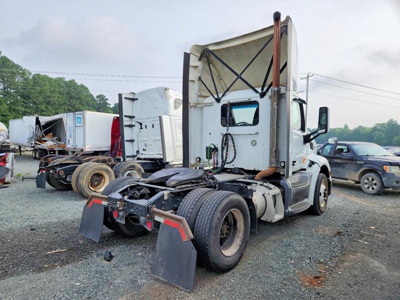 57902676 :رقم المزاد ، 1XPBA48X2JD478315 vin ، 2018 Peterbilt 579 مزاد بيع