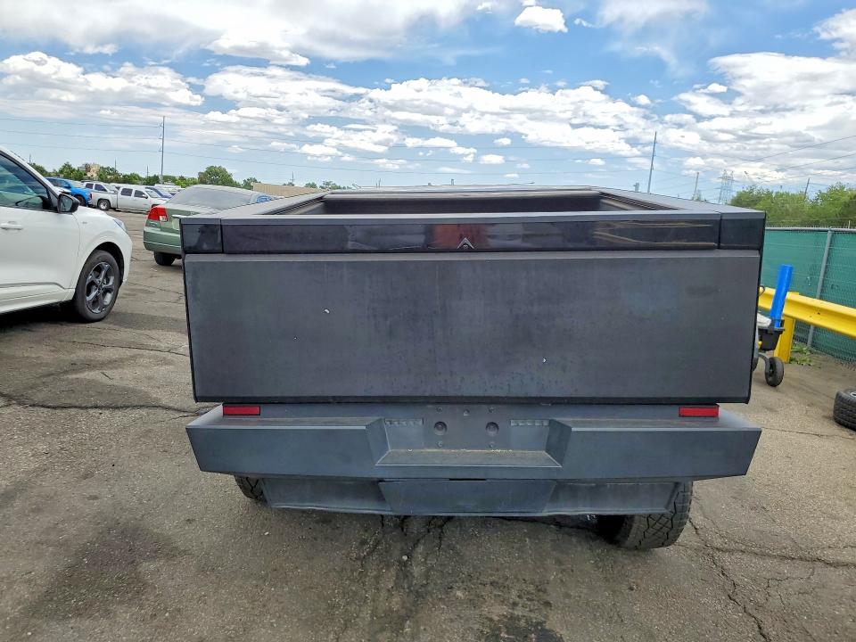 2024 Tesla Cybertruck მანქანა იყიდება აუქციონზე, vin: 7G2CEHEDXRA024436, აუქციონის ნომერი: 56346836