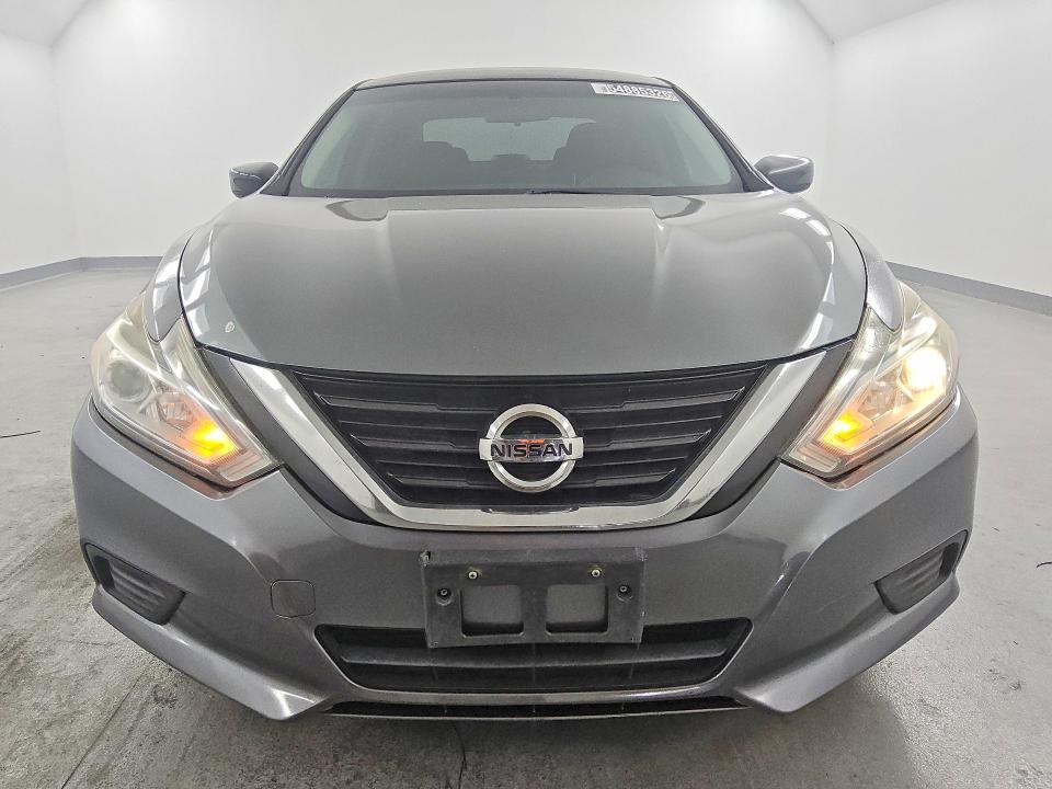 Продаж на аукціоні авто 2018 Nissan Altima, vin: 1N4AL3AP6JC129276, номер лоту: 54885326