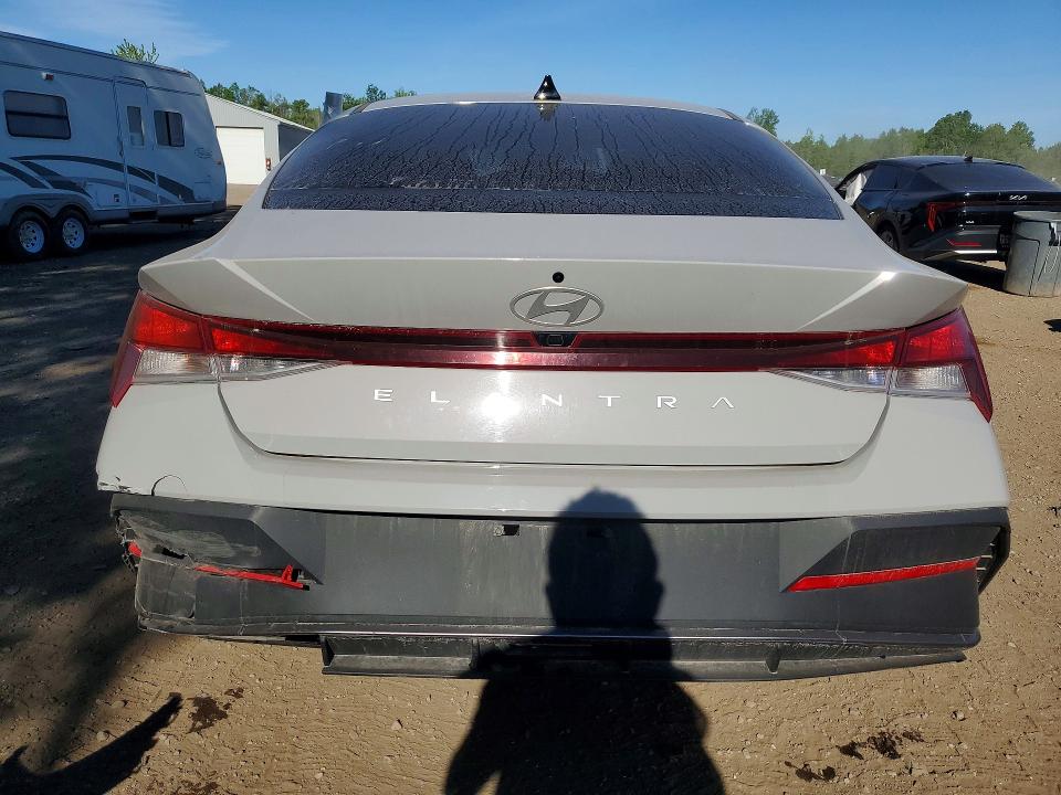 2024 Hyundai Elantra მანქანა იყიდება აუქციონზე, vin: KMHLM4DG6RU738676, აუქციონის ნომერი: 55312596