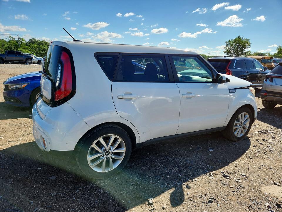 Продажа на аукционе авто 2018 Kia Soul, vin: KNDJP3A53J7888778, номер лота: 57295196