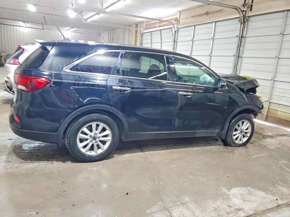 2019 Kia Sorento მანქანა იყიდება აუქციონზე, vin: 5XYPG4A32KG596381, აუქციონის ნომერი: 58689136