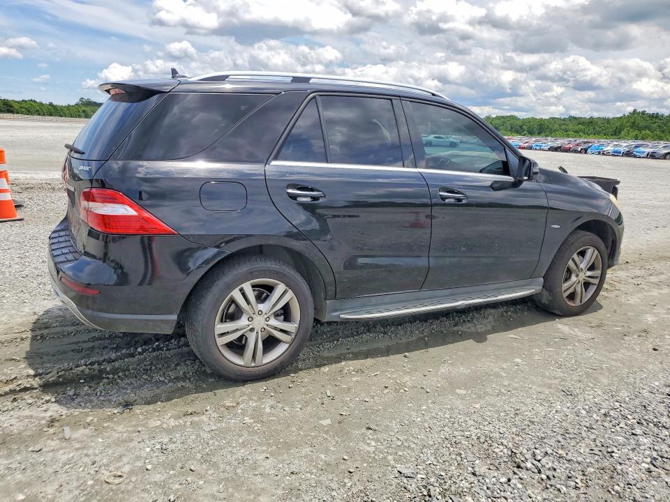 57933666 :رقم المزاد ، 4JGDA5HB0CA007042 vin ، 2012 Mercedes-benz Ml مزاد بيع
