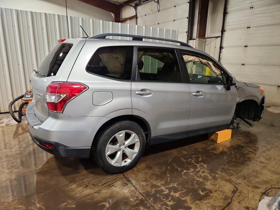 Продажа на аукционе авто 2015 Subaru Forester, vin: JF2SJADC4FH593826, номер лота: 59143746