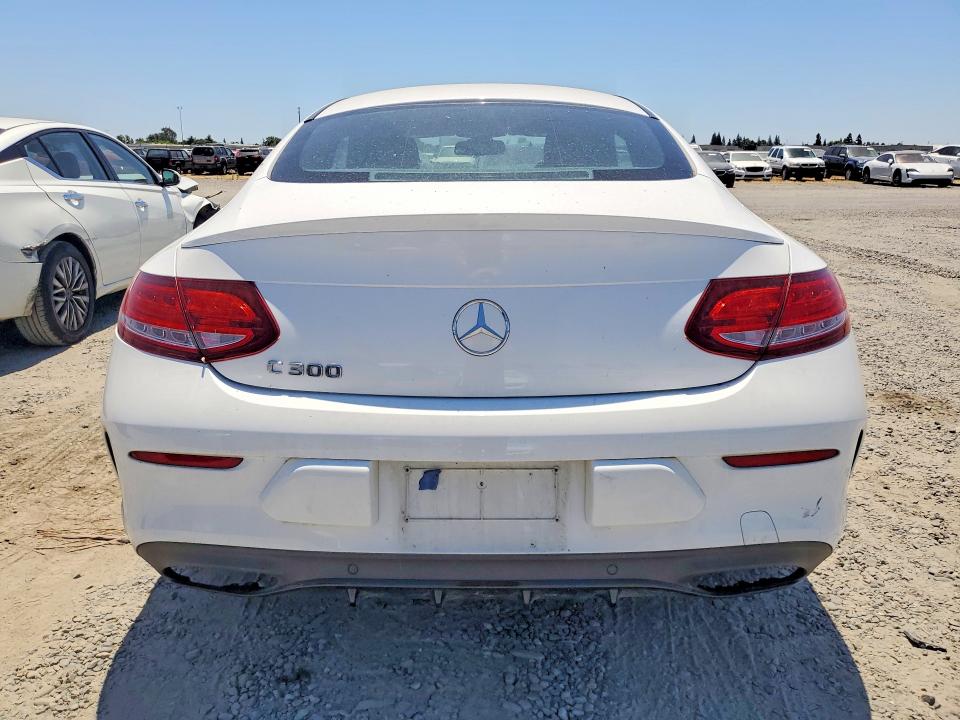 2018 Mercedes-benz C მანქანა იყიდება აუქციონზე, vin: WDDWJ4JB1JF664231, აუქციონის ნომერი: 57584646