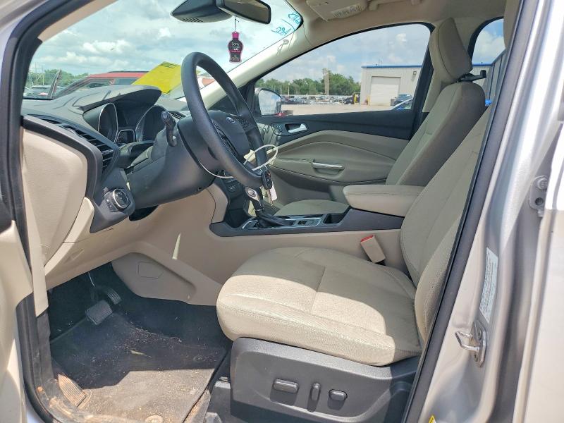 55915146 :رقم المزاد ، 1FMCU0GD5JUD07552 vin ، 2018 Ford Escape مزاد بيع