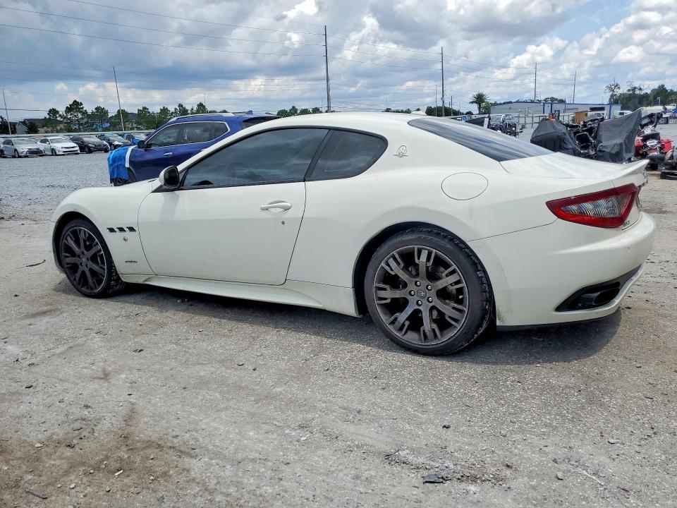 2015 Maserati Granturismo მანქანა იყიდება აუქციონზე, vin: ZAM45VLA0F0143636, აუქციონის ნომერი: 56679036