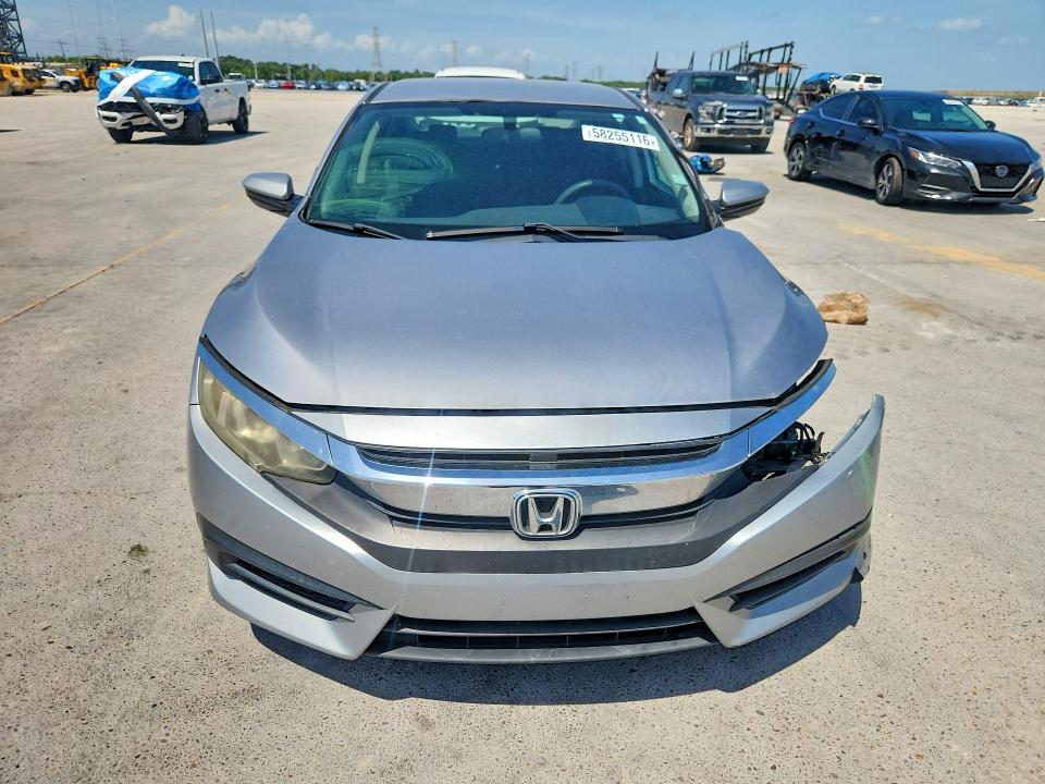 58255116 :رقم المزاد ، 19XFC2F51GE051153 vin ، 2016 Honda Civic مزاد بيع