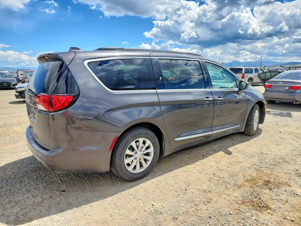 Продажа на аукционе авто 2017 Chrysler Pacifica, vin: 2C4RC1BG6HR688005, номер лота: 57565966