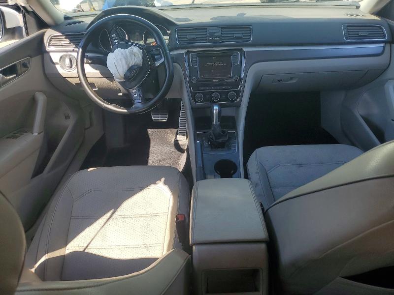 56550476 :رقم المزاد ، 1VWAA7A37JC022531 vin ، 2018 Volkswagen Passat مزاد بيع