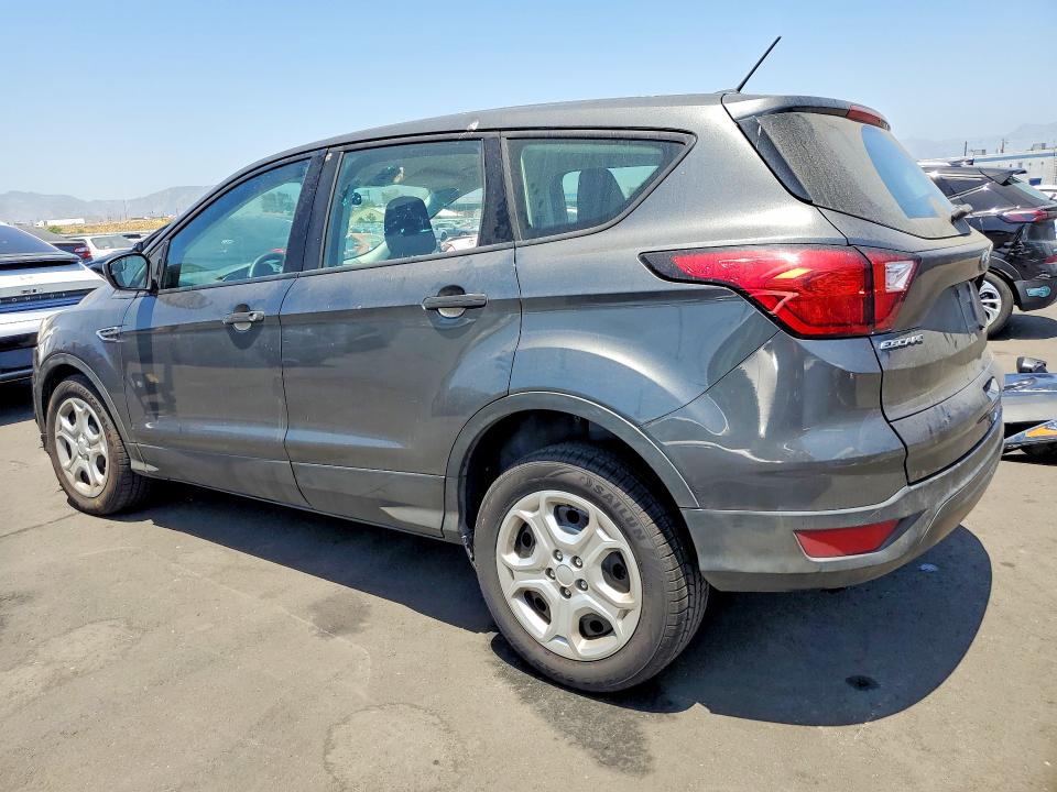 Продажа на аукционе авто 2019 Ford Escape, vin: 1FMCU0F78KUB63105, номер лота: 56821046