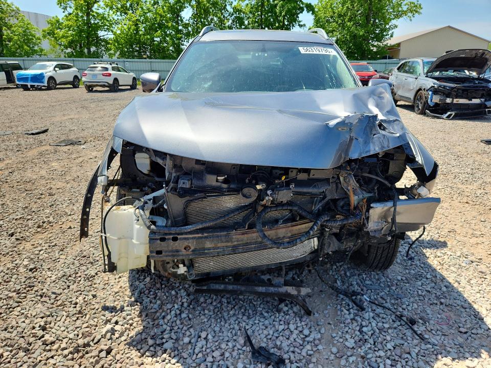 2018 Nissan Rogue მანქანა იყიდება აუქციონზე, vin: 5N1AT2MV1JC752945, აუქციონის ნომერი: 56319796