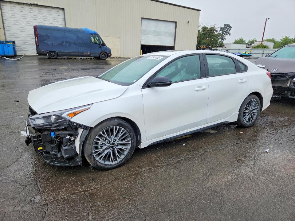 2024 Kia Forte მანქანა იყიდება აუქციონზე, vin: 3KPF54AD3RE759203, აუქციონის ნომერი: 56343206