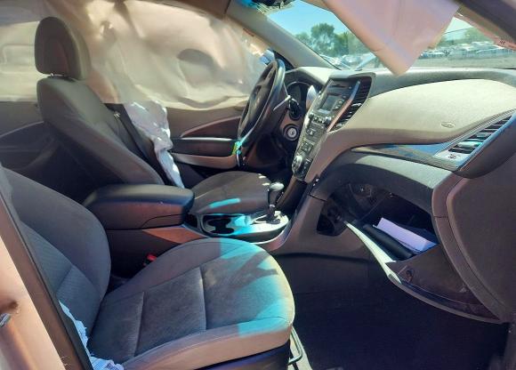 Продажа на аукционе авто 2016 Hyundai Santa Fe, vin: KM8SMDHFXGU151908, номер лота: 58052416