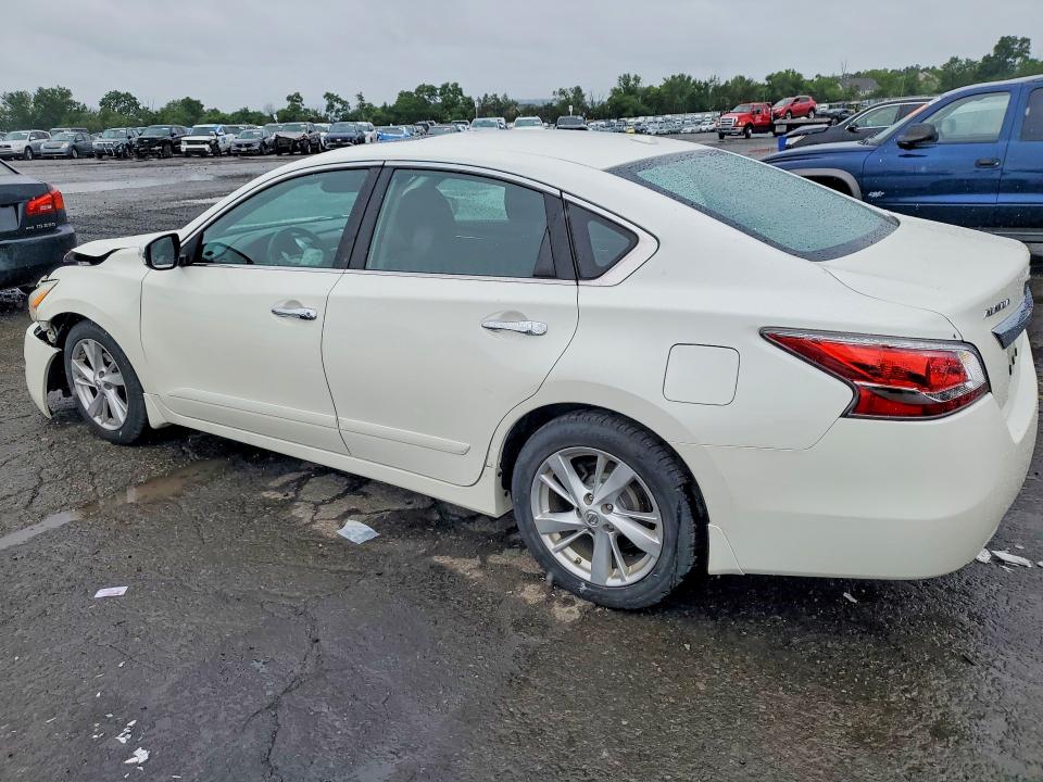 2015 Nissan Altima მანქანა იყიდება აუქციონზე, vin: 1N4AL3AP8FC586453, აუქციონის ნომერი: 58123836