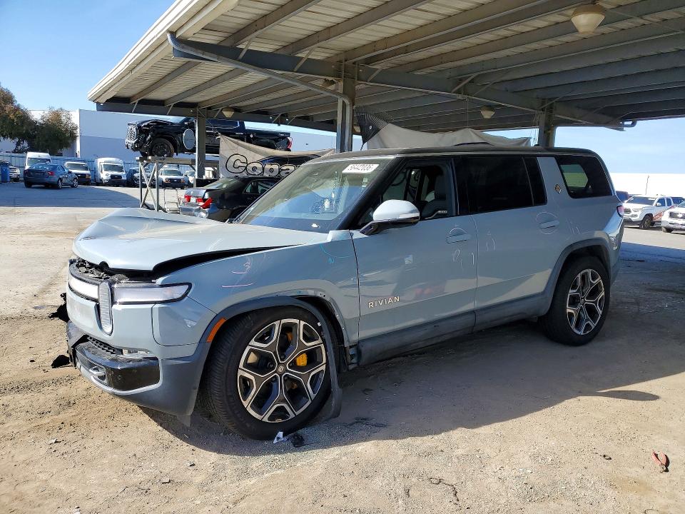 Продаж на аукціоні авто 2023 Rivian R1s, vin: 7PDSGABA2PN004010, номер лоту: 56442036