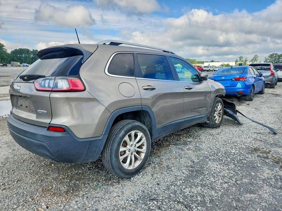 2019 Jeep Cherokee მანქანა იყიდება აუქციონზე, vin: 1C4PJLCB1KD396185, აუქციონის ნომერი: 58266776
