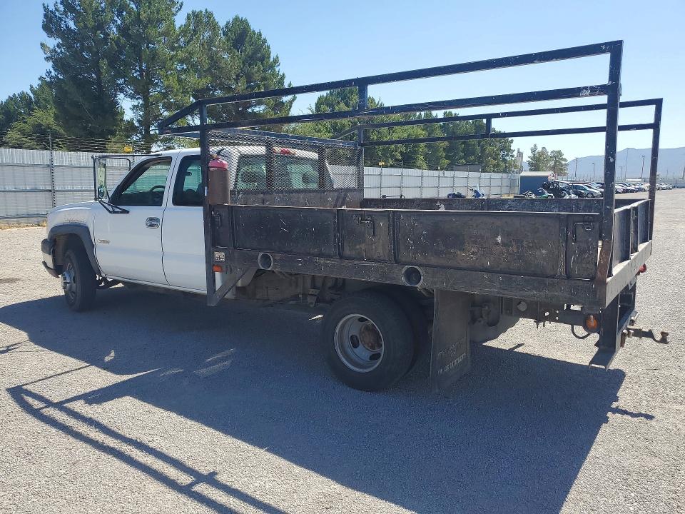 57138246 :رقم المزاد ، 1GBJC39U64E302537 vin ، 2004 Chevrolet Silverado مزاد بيع