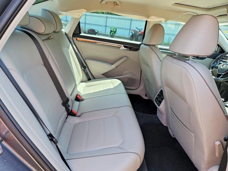 Продажа на аукционе авто 2018 Volkswagen Passat, vin: 1VWBA7A30JC002240, номер лота: 58882706