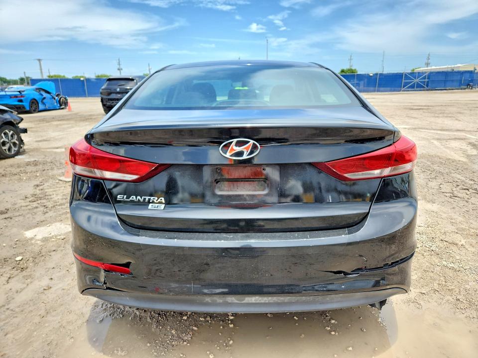 57888076 :رقم المزاد ، 5NPD74LF2JH349704 vin ، 2018 Hyundai Elantra مزاد بيع